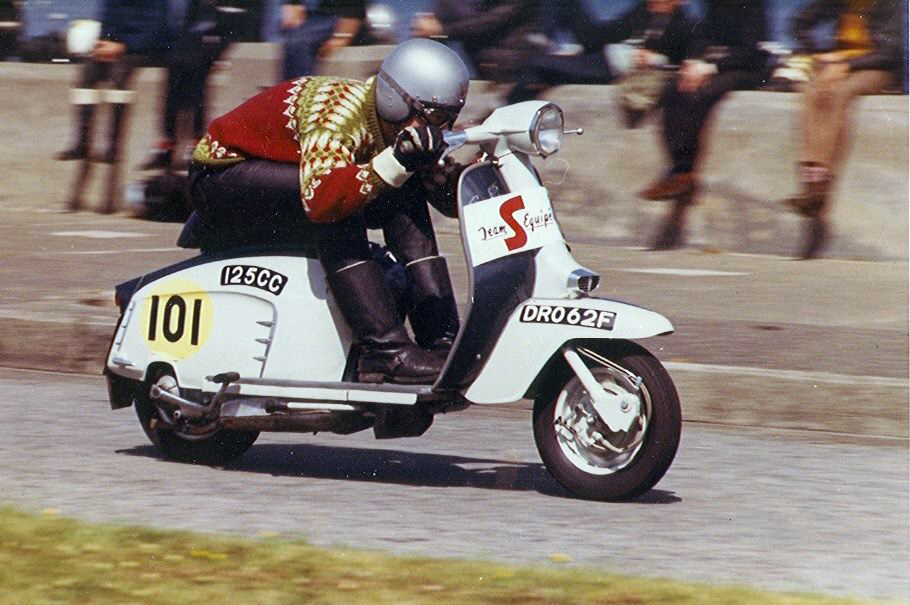 Arthur Francis performance Lambretta